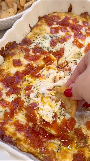 Recipe below 👇🏼 #pepperonipizza #pepperoni #appetizers #pizzarecipe #appetizerideas | Al Dente Diva Food & Recipes
