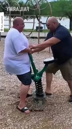 Epic Fails😱Prank Gone Wrong🤣😅Laugh Challenge😂#funny #hilariousfails #adamrose #funnyshorts #memes