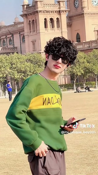 TikTok team Don't under review my video🥹💚