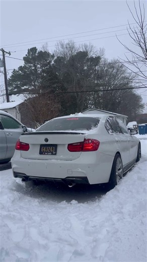 BMW N55 Cold Start #ytshorts #bmw #n55 #f30 #cartok #shorts