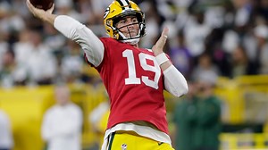 Green Bay Packers release Danny Etling, whittling battle to be Jordan Love's backup to two quarterbacks