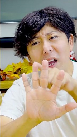 Kate Plays Johnny Whoop Challenge with Daddy!