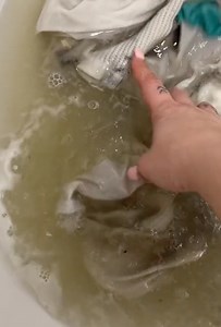 2.1M views · 3.5K reactions | I wash 6 weeks worth of white clothes in my bath and the amount of dirt that comes out is mind-boggling  | Ultimate | Facebook