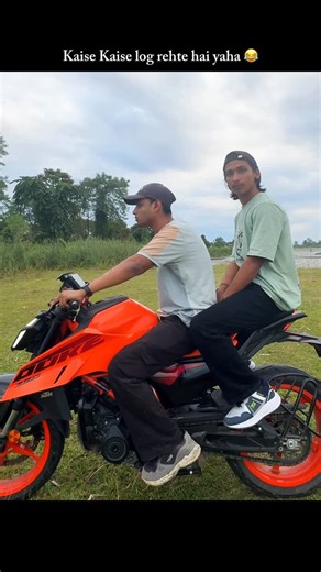 AK army 🇮🇳 on Instagram: "kaha se ate hai ye log 🥲😂 . . . . . . . . . . . . . #reel #reelkarofeelkaro #biker #rider #viral #virals #foryou #foryoypage #explore #explorepage"