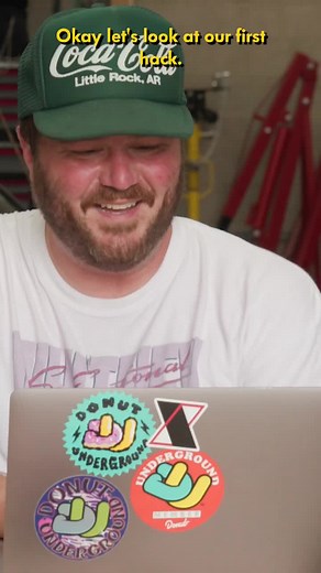 Car Headlight Cleaning Hack with Baking Soda and Lemon