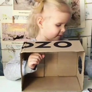 Actividad para trabajar sistema táctil 😊😍 🧠Cuanto más se desarrolla el sentido del tacto en el niño muy pequeño, más se le permite utilizar este sentido. Los vínculos que tendrá con el mundo que le rodea serán más fuertes y podrá, de forma progresiva, adaptarse a su entorno. | Baby Stars Estimulación Temprana.