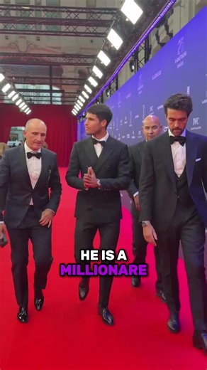 While others chase a luxury lifestyle, he’s chasing results. 🏆🎾 #alcaraz #tennis #lifestyle #luxury #goat