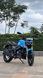 4K views · 699 reactions | The 2025 TVS Apache RTR 160 4V now gets an updated design, new features and some mechanical changes. #TVs #apache #rtr1604v #apache20years #bikes #motorcycles | Motoring World | Facebook