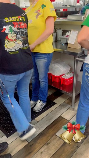 🎶✨ Caroling at Randy’s Bar-B-Que! ✨🎶 Our staff is spreading a little Christmas cheer today with some good old-fashioned caroling — and we’d love for you to be part of it! ❤️🎄 📣 Special Monday Hours We’re OPEN TODAY from 11 AM – 8 PM (we’re not usually open on Mondays, but we’re excited to serve you!) 🔥 Brisket is ON the smoker — available while supplies last, so come early if you’re craving it! Bring your appetite, enjoy the festive spirit, and let us take care of supper tonight with warm s