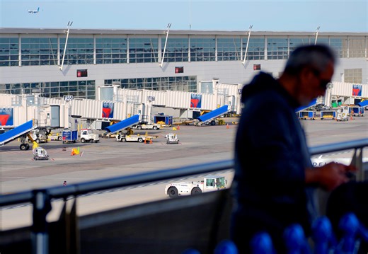 Flight cancellations, delays continue to pile up at Detroit Metro Airport