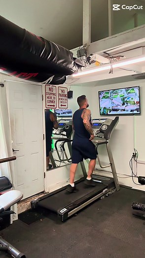 Barbell roll out challenge ✅ cardio & core #fitness #transformation #core #gymlife