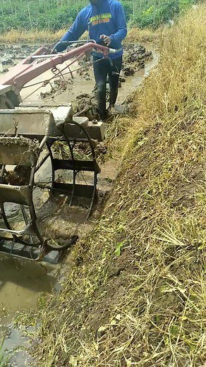 2.4K views · 15 reactions | Lubang siku no 2. | Fiki Traktor | Facebook