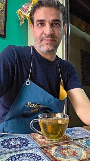 PANIR on Instagram: "Tardear en Panir es a otro nivel! En Panir les ofrecemos té verde hoja completa natural y también té negro ambos con una aroma delicada de cardamomo que combinan perfectamente con repostería fina de Panir. Sábados y domingos de 11am a 8pm Ciudad Colón"