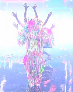 75K views · 713 reactions | Unser zotteliger Entertainer!  #MaskedDancer #TMDP7 | The Masked Singer Germany | Facebook