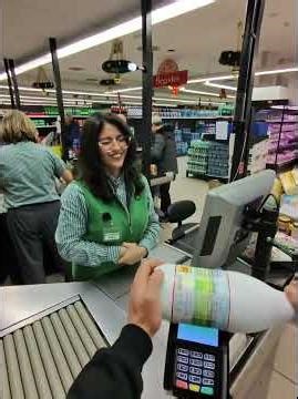 PAGANDO con cosas RANDOM 4! 😱🤯😅 #broma #viral #humor #fyp #tendencia