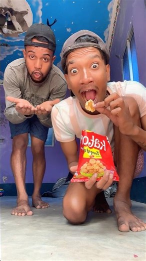 🍒🍇😍🍢🤪ASMR AMERICA'S ORIGINAL DUBBLE BUBBLE GUM GRAPE FLAVOR AND EAT...