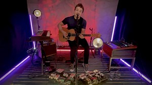 25K views · 1.3K reactions | My live performance from this weekend's Human to Human Live Festival benefitting musicians, touring crew and others in the live music industry who have lost work or have gotten sick during the COVID-19 crisis. You can donate to PLUS1's COVID-19 Relief Fund at plus1.org/covidrelief | Hunter Hayes | Facebook