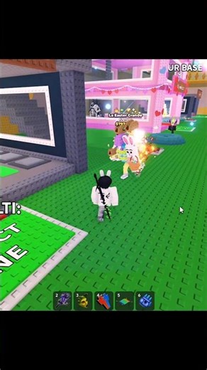 NO WAY… This Easter Grande Got CRAZY Traits 😳🔥 #roblox #shorts #robloxedit