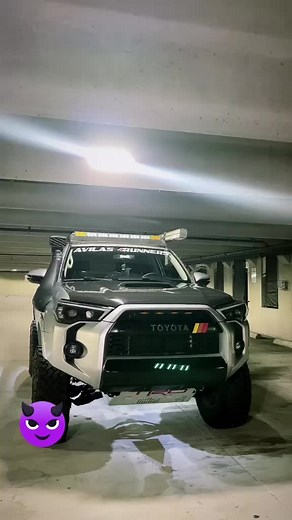 Videos de Sebastian Peña Villarreal (@eldelfiestacream) con “To los Deos Quemao (Remix) [feat. Quimico Ultra Mega] - El Alfa”