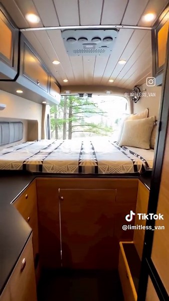 Here’s a taste of one of our most epic builds to date. For the full scoop, check out the Rogue YouTube tour video! https://youtu.be/_KA2VJ-JjKU?feature=shared • • #limitlessvan #vanbuildout #sprinterconversion #transitvanconversion #campervanbuild #adventurevan #adventurevehicle #overlandvan #overlanding #4x4van #vanlife #IssoÉCoisadePetz