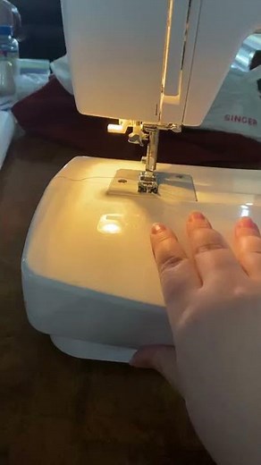 Solution: hand wheel is stuck when setting up sewing machine !