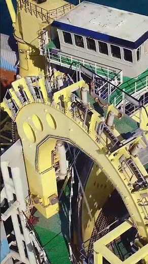 This vessel is built for subsea cable installation