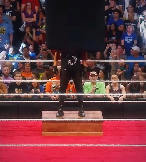 Seth Rollins Statue Reveal 😭 | WWE’s Funniest Moment | No Batidão (Slowed)