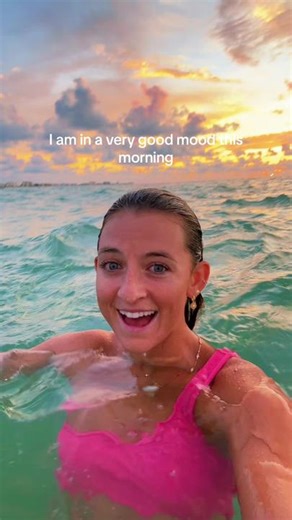 yes miley 🩵 #swimmingatsunset #sunset #favoritething #mileycyrus #ocean #beach #summer