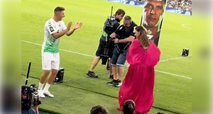 Del emocionante 'Cai' de Niña Pastori al mensaje de Alejandro Sanz: así fue la despedida del "nuevo chófer" del Betis