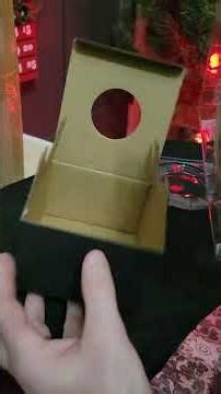 Ryzen chip and cooler unboxing.