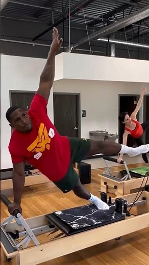 Kansas City Chiefs players preparing for Super Bowl 58 with some Pilates training 🏈 #nfl #chiefs