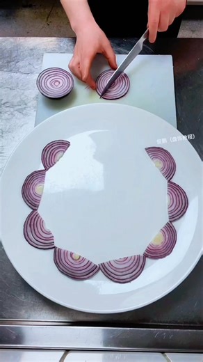 Creative onion cutting art.. | Cut & Slice