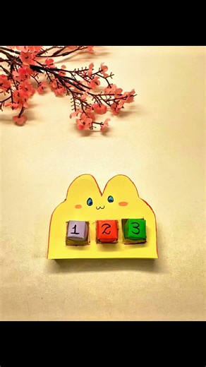 Cute DIY Paper Button Toy 😻#paperbutton #papertoy #kidscraft #funcrafts #shorts #diy #handmade