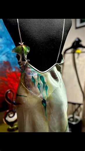 #orchidfreak #feelunique #wearableart #Hawaii OrchidFreak.com