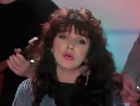 Eu assim vendo a Madonna começar uma nova era com 68 anos, e nossa mãe Kate Bush da mesma idade fazendo faculdade de botânica....mas ainda te amamos mamai