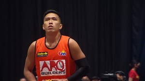 646K views · 4.4K reactions | Naging matindi ang laban sa Chooks-to-Go Pilipinas 3x3 Invitational powered by TM dahil sa mga imports na lumahok sa ating torneyo. Si #ManokNgBayan Mark Yee ay napalaban ng makatapat ng Homegrown Grains Bocaue ang imports ng ARQ Builders-Cebu na sina Frederick Elombi at Landry Sanjo. Panoorin ang matinding effort na pinakita ni Tito Mark right here! #Chooks3x3TM #Reignited | Chooks-to-Go Pilipinas | Facebook