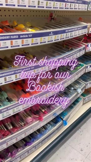 🖤💕🖤 THREADS & COVERS & BESTIES (on the craft store floor) 😂 We finally took the leap and started our dream project: Book icon embroidered hoodies inspired by our all-time favorite reads! 📚🪡 This is our very first shopping trip to pick out the PERFECT thread colors to match those iconic covers we’re obsessed with. (Yes, we spent way too long holding thread up to book covers in the middle of the craft store… zero regrets 😂) We geeked out over shiny metallics, that perfect Lights Out blue, B