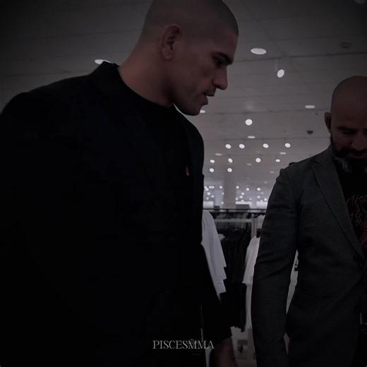 yeah what the audio says- WHO SAID THAT 🫣 (i’ll make a diff type of edit soon i swr) - audio: @ʜʏᴅʀᴀ ᴀᴜᴅɪᴏꜱ - #alexpereira #poatan #alexpereiraedit