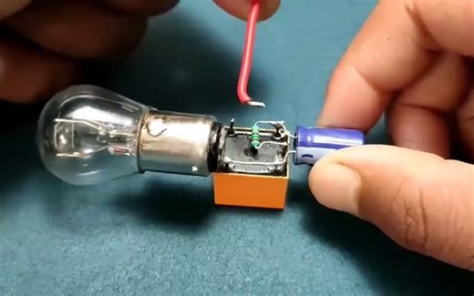 带继电器，BT136，TIP41，C945，杀虫器的电子项目