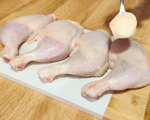 15K views · 436 reactions | Cuisse de poulet cuite au four avec de la mayonnaise ! Super tendre et savoureux ! | Recettes Cook'n Eat | Facebook