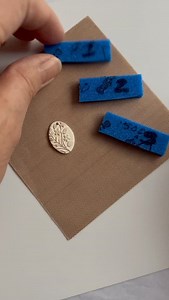 TOP TIP >> you can also use these sanding pads to polish your pieces after they’ve been fired. See how just by rubbing the back, you can begin to see the fine silver shine. Start with the 800 grit and work up through the grits Scroll back to previous posts to read more about these sanding pads from @metalclay FOLLOW for more silver metal clay techniques and top tips | Silver Nutshell Jewellery