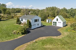 538 South St, Biddeford, ME 04005 - MLS 1636845 - Coldwell Banker