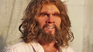This GEICO Caveman Is Gorgeous In Real Life - Nicki Swift