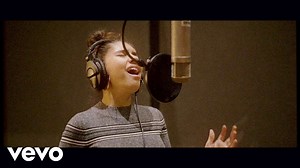 Alessia Cara — Scars To Your Beautiful (Live Off The Floor) (Music Video)