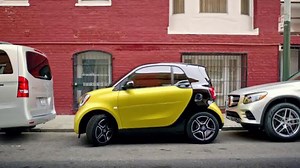 2016 smart fortwo TV Spot, 'Anywhere'