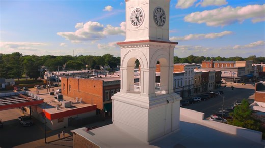 This week we are excited to highlight a town nearby that may be small in size, but has a lot of charm: Paxton, IL ✨ 👋 Let this video introduce you to some of the great things that Paxton Main Street has to offer, and inspire you to start planning a trip to Paxton today! ➡️ Learn more here: www.paxtonmainstreet.com/ Thank you to Paxton Main Street for being our page partners this week 🎉 | chambanamoms.com