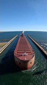 Paul R. Tregurtha #Queen of the Great Lakes, #Captains Salute, #Lift Bridge Cam