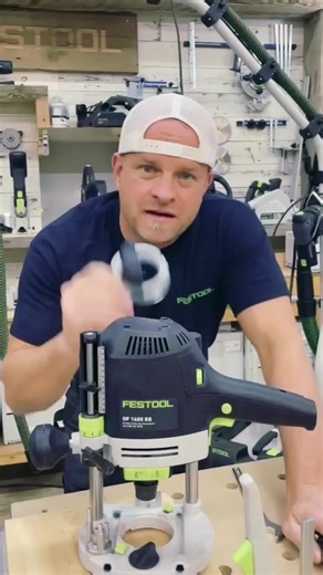 Chip catcher attachment #router #wood #woodworking #woodwork #maker #tools #festool | Tips and Tricks