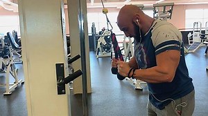 20K views · 130 reactions | Tip: A Giant Set for Giant Triceps Combine rope pushdowns, overhead extensions, and dips into one giant set for guaranteed gains. Do 4 sets, 12 reps for each exercise in the giant set. by Lift-Run-Bang #TnationVideo | Testosterone Nation | Facebook