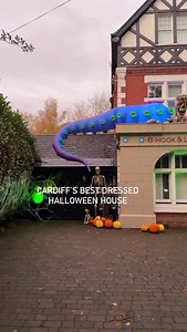 Jaw-dropping Halloween house transformed into Ghostbusters HQ! 👻🚫👻 The house on Cardiff Road in Llandaff has been completely decked out for Halloween, turning the front into the famous Ghostbusters fire station — complete with inflatable tentacles bursting from windows, Slimer on the driveway, Jason in the top window and loads of animatronics bringing the spooky scene to life. Every year, Danny Hargreaves and his family go all out with a spectacular display outside their home. Hargreaves, the